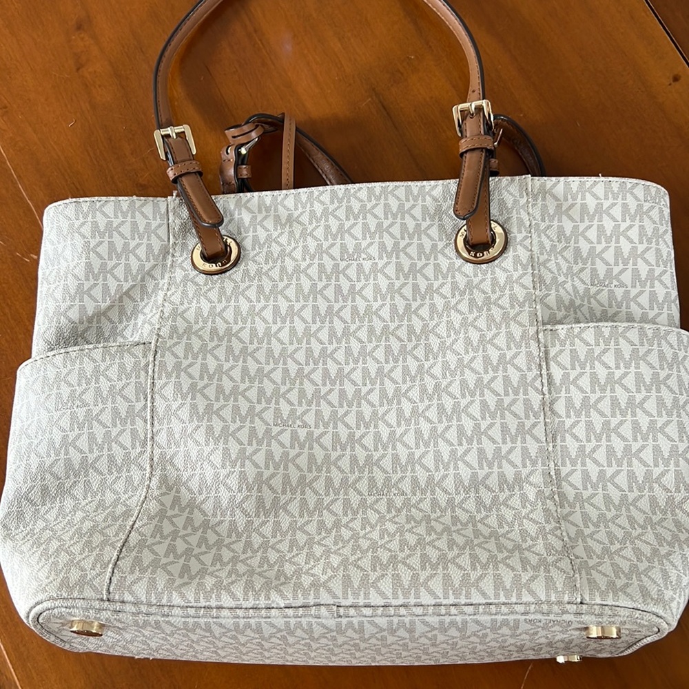 Michael Kors Tote